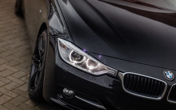 BMW Seria 3 cena 53990 przebieg: 249000, rok produkcji 2015 z Nasielsk małe 781